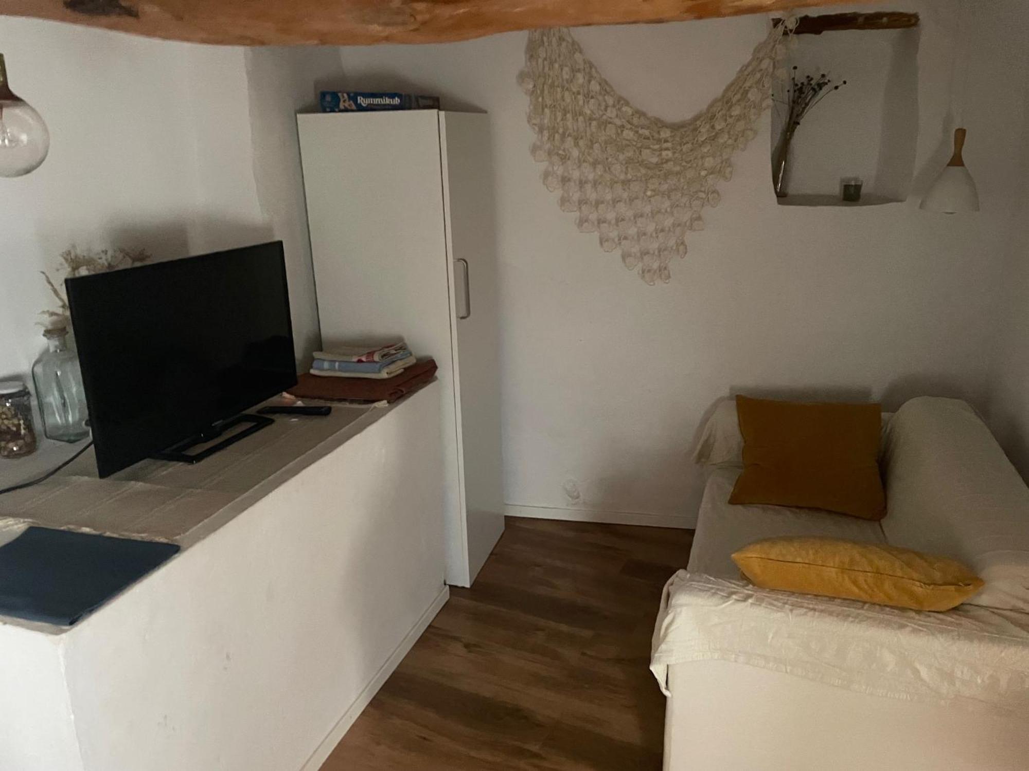 Lo Regolfo Apartment *